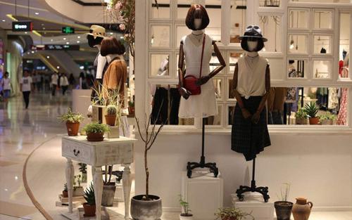 服装店中如何陈列才能拉住消费者（二）
